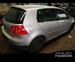 Volkswagen Golf 5 2.0 TDI DSG per ricambi