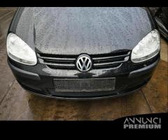 Volkswagen Golf 5 1.9 Tdi per ricambi