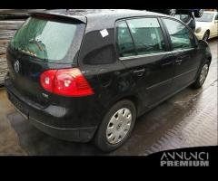 Volkswagen Golf 5 1.9 Tdi per ricambi