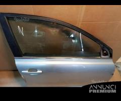 Porta anteriore destro Toyota Avensis 2006