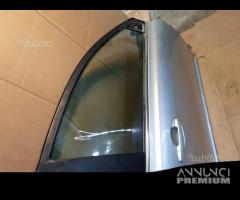 Porta anteriore destro Toyota Avensis 2006