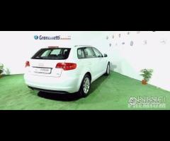 Audi A3 sportback 1.6 tdi 90 cv neopatentati 2013 - 8