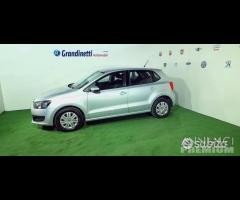 VOLKSWAGEN Polo 1.2 60cv tendline 2013 solo 58.000 - 9