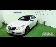 MERCEDES classe E 220Cdi cabrio excutive anno 2011 - 2