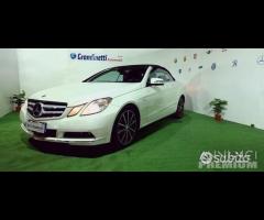 MERCEDES classe E 220Cdi cabrio excutive anno 2011 - 3