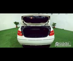 MERCEDES classe E 220Cdi cabrio excutive anno 2011 - 20