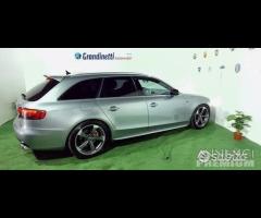 Audi A4 2.0 tdi 143 cv multitronic 2010 - 23