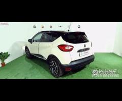 Renault Captur 1.5 DCI sporter 90cv Live anno 2014 - 12