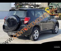 Ricambi usati toyota rav4 2.2 crdi 2008 2adftv