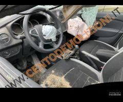 Ricambi dacia sandero 1.0 benz 74 kw 2021 h4dd4