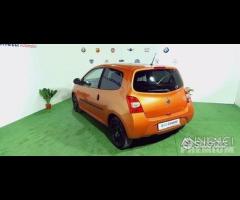 Renault twingo 1.2 16v initiale 75cv anno 2007 - 12