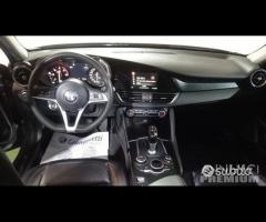 Alfa Romeo Giulia 2.2 td 136 cv bussines anno2017