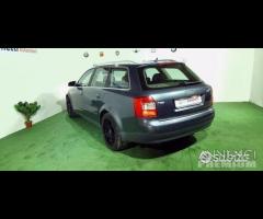 Audi a4 2.5tdi avant quattro 4x4 180cv navigatore - 10