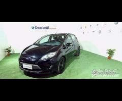 FORD Fiesta 1.4 TDI Anno 2011 - 1