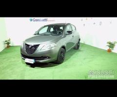 Lancia ypsilon 1.3 mjt 95cv anno 2015 - 1