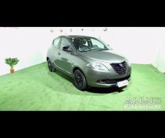 Lancia ypsilon 1.3 mjt 95cv anno 2015 - 3