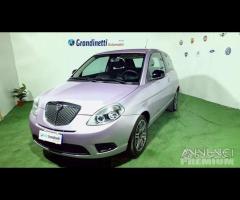 Lancia ypsilon 1.3 mjt 75cv anno 2011