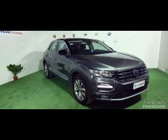 volkswagen T-ROC 1.6 tdi CR Style 116cv anno 2019 - 15