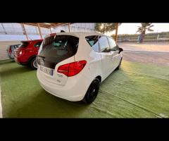 Opel Meriva 1.3d - 8