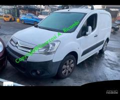 Citroen Berlingo anno 2008 per ricambi Fi