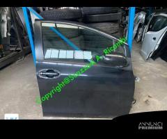 Porta anteriore e posteriore Toyota Yaris 2008 Fi