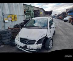 Ricambi Mercedes a 150 anno 2008