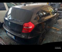 BMW 116d anno 2010 - 6