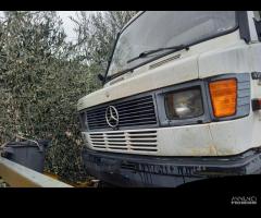 ricambi per mercedes 410D anno 1995