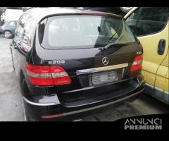 Mercedes B200 CDI Anno 2006 Per Ricambi