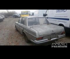 Mercedes 280 se modello 108 anni 70