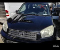 Toyota RAV 4 Anno 2002 Per Ricambi