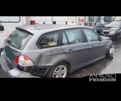 Ricambi bmw 320 D 2008 sw - 4