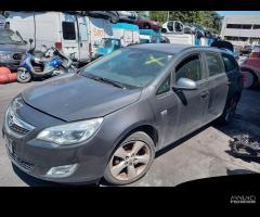 Ricambi Opel Astra Sport Tourer anno 2011