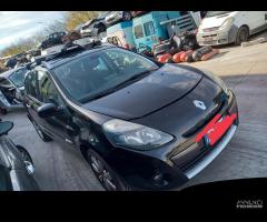 Ricambi Renault Clio familiare anno 2010 - 4