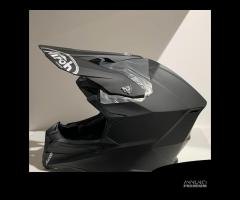 Casco Airoh WRAAAP Color Black Matt