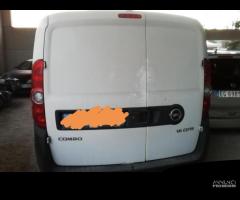 Opel Combo Van Anno 2015 1.6 Diesel Per Ricambi