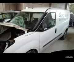 Opel Combo Van Anno 2015 1.6 Diesel Per Ricambi