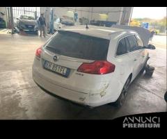 Opel insigna sw 2011 incidentata