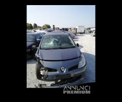 Renault Clio 2006 Per Ricambi