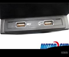 INGRESSI USB TUNNEL CENTRALE MERCEDES GLA 2014-201