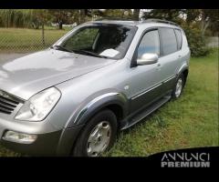 Ssangyong Rexton RX 270 Xdi Anno 2005 Per Ricambi - 2