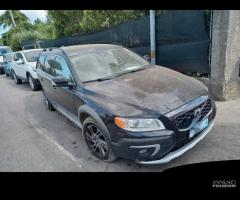 Ricambi Volvo XC70 D4 awd anno 2014 - 2