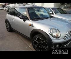 Mini Cooper D Anno 2008 Per Ricambi