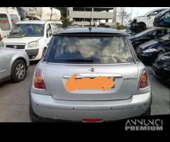 Mini Cooper D Anno 2008 Per Ricambi