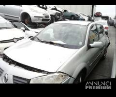 Renault Megane Anno 2004 1.5 Diesel Per Ricambi