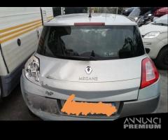 Renault Megane Anno 2004 1.5 Diesel Per Ricambi