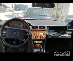 Mercedes E200 TE Per Ricambi