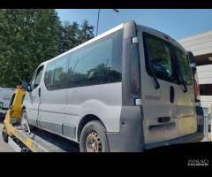 ricambi renault trafic anno 2005