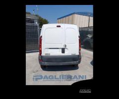 Ricambi auto originali Renault Kangoo colore bianc