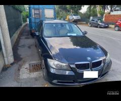 ricambi per BMW 320 berlina anno 2005